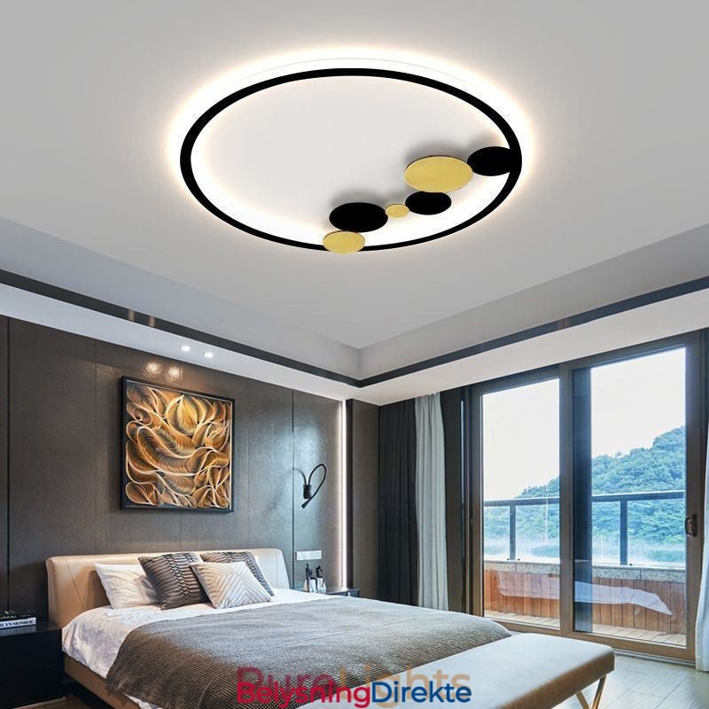 Innfelt Lysarmatur I Taket