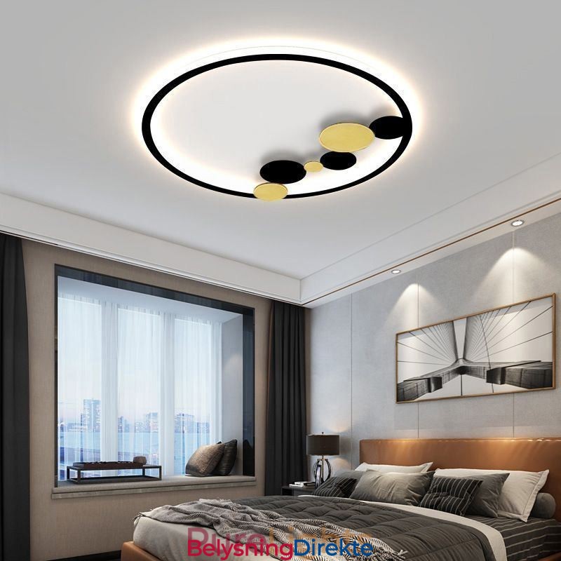 Innfelt Lysarmatur I Taket