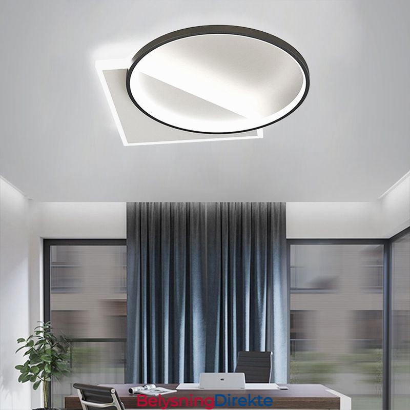 Moderne Taklampe Med Innfelt Montering