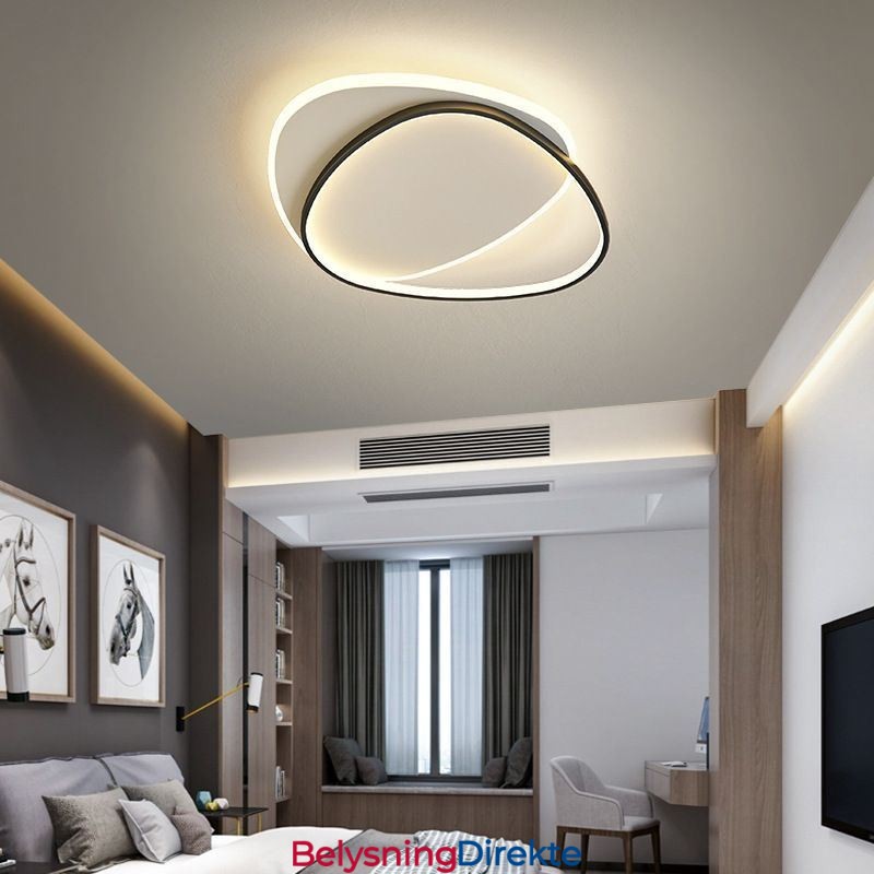 Innfelt Dobbel Trekantet Taklampe