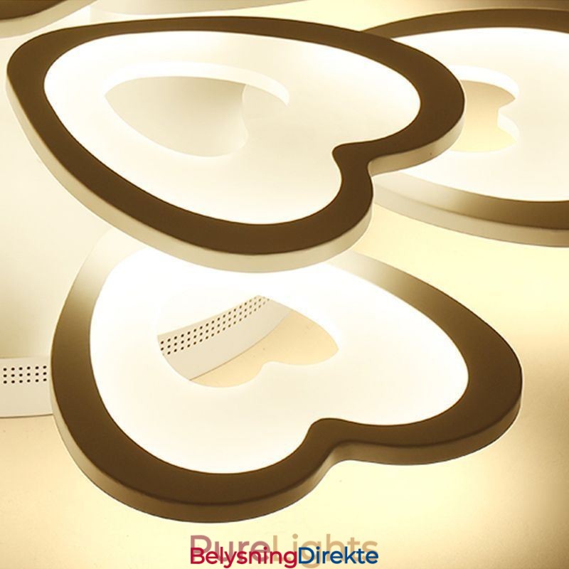 Hjerteformet Kronbladslampe I Takmontering