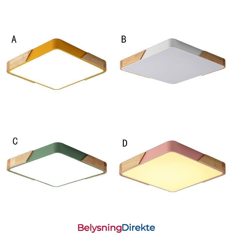 Enkel Innfelt Taklampe I Treramme Med Supertynn Design Og Dinglende Lys