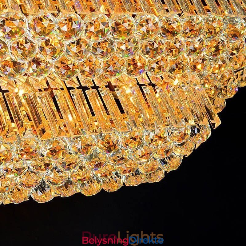 Moderne Krystalllysekrone Med Tre Etasjer Og Innfelt Montering