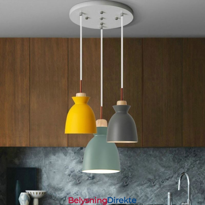 Nordisk Enkel Macaron-Anhengslampe I Jern Arti Med Tre Lys