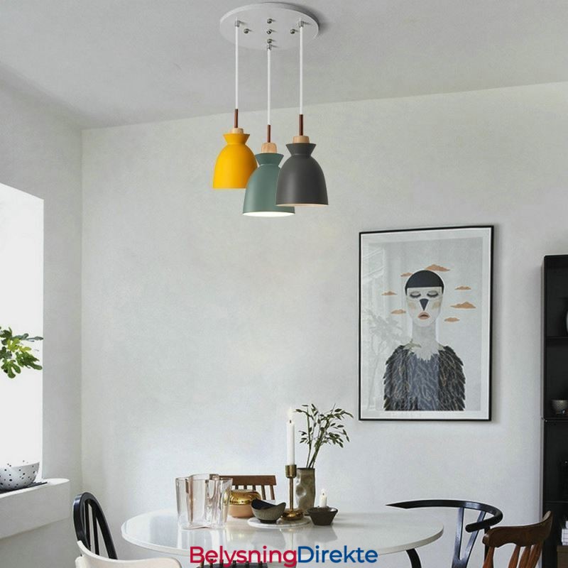 Nordisk Enkel Macaron-Anhengslampe I Jern Arti Med Tre Lys