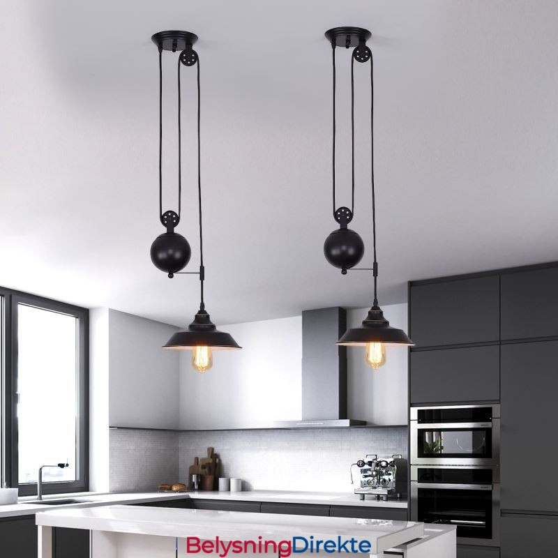 Industriell Gårdshus-Pendellampe Med Triss, Uttrekkbar Design, Justerbar Høyde