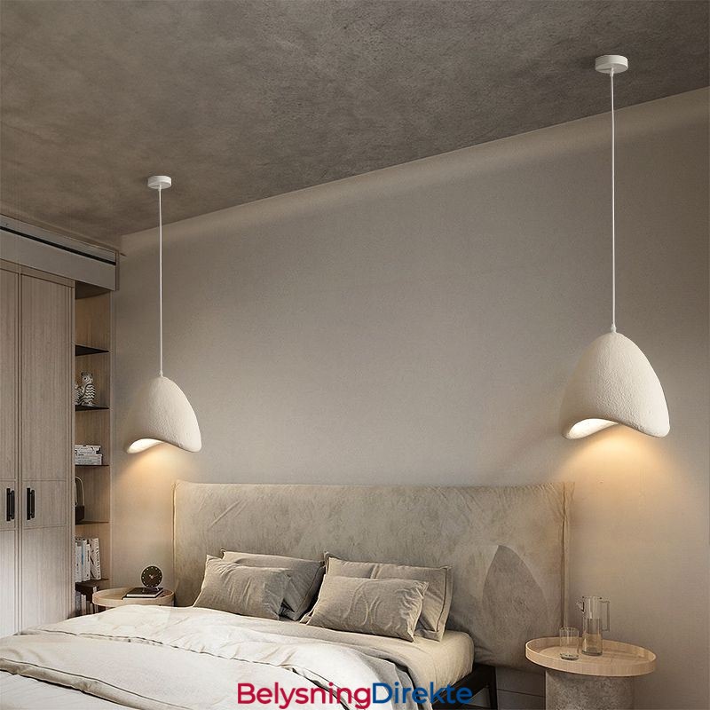 Dekorativ Hengende Lampe I Harpiks For Taklampe