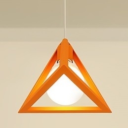 Lysekrone I Metall Med Mini-Motiv I Lanternestil