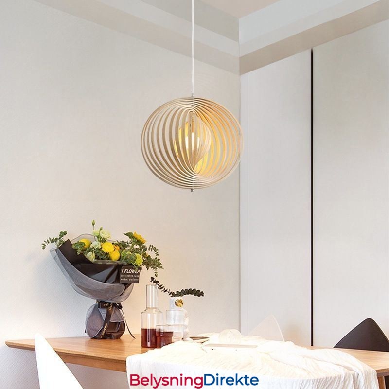 Moderne Rund Kulelysekrone I Bassved