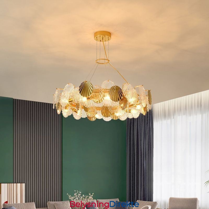 Moderne Lysekrone I Skjellglass Til Spisestue