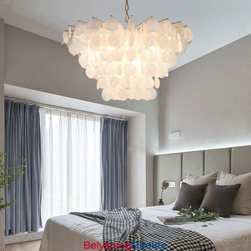 Rund Lagdelt Hengende Lysekrone Med Naturlig Skjell, Spisestue