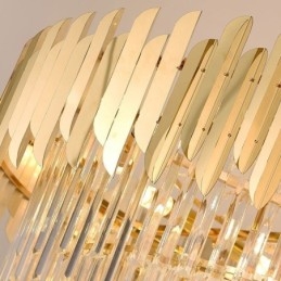 Nydelig Pendellampe I Krystall I Taket