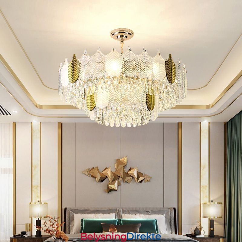 Luksuriøs Bladformet Anhengslampe I Krystall I Taket