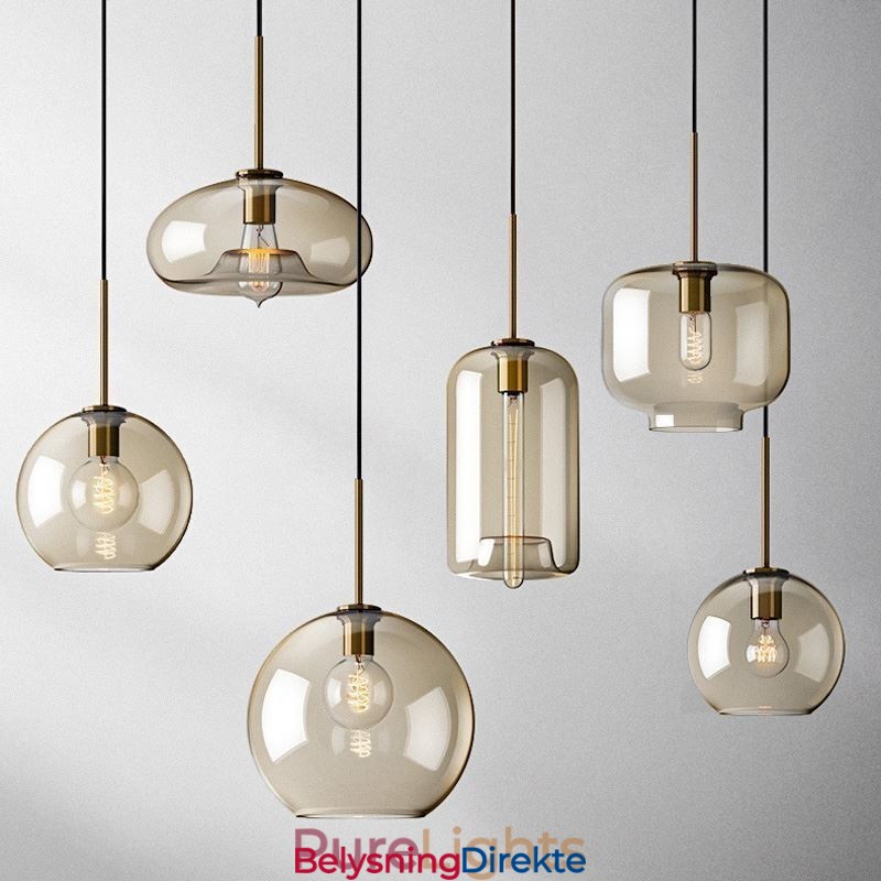 Minimalistisk Dekorativ Glasslampe I Konjakkfarget Glass