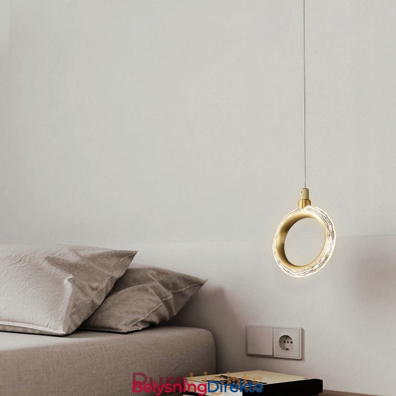 Pendellampe I Akryl Med Ringlampe Og Spotlight