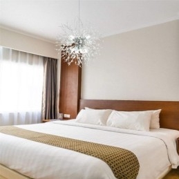 Fyrverkerikronekrone Med 8 Lys Og Løvetann-Anhengslampe