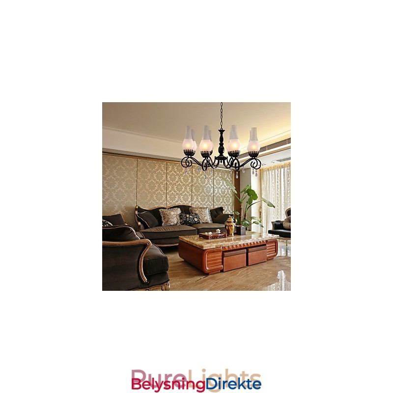 Tradisjonell Klassisk Lysekrone I Stearinlysstil