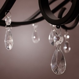 Tradisjonell Klassisk Lysekrone I Stearinlysstil