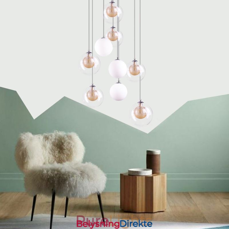 Pendellampe I Glass, Klyngeformet Taklampe, Gullnikkel, Børstet + Melkeaktig Glasskule
