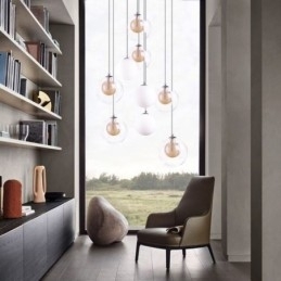 Pendellampe I Glass, Klyngeformet Taklampe, Gullnikkel, Børstet + Melkeaktig Glasskule