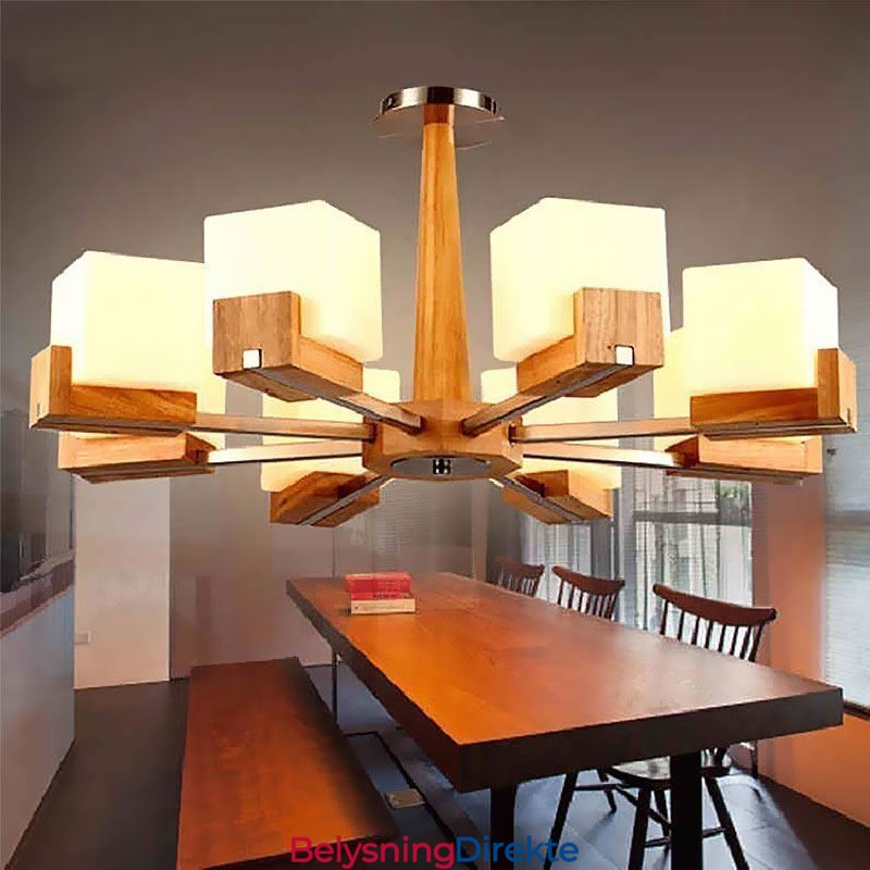 Nordisk Tre Pendellampe Glassskjerm Lysekrone