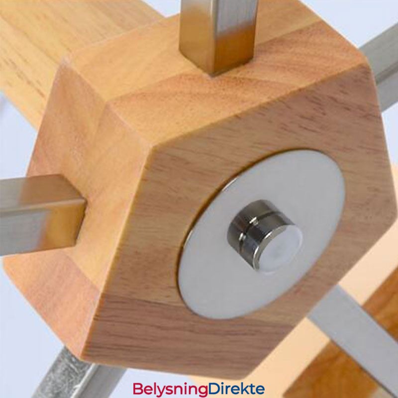 Nordisk Tre Pendellampe Glassskjerm Lysekrone