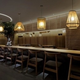 Nattbordslampe I Bambusvevd Materiale