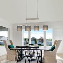 Moderne Pendellampe Med 4 Lys Og Justerbar Høyde I Stoffskjerm