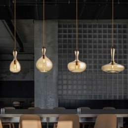 Nordisk Glass Pendellampe Med Ravskjerm Og Taklampe