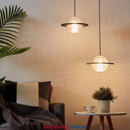 Moderne Taklampe I Glassform