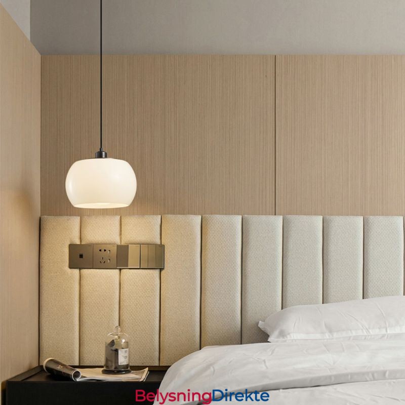 Moderne Glass Pendellampe Med Gresskardesign