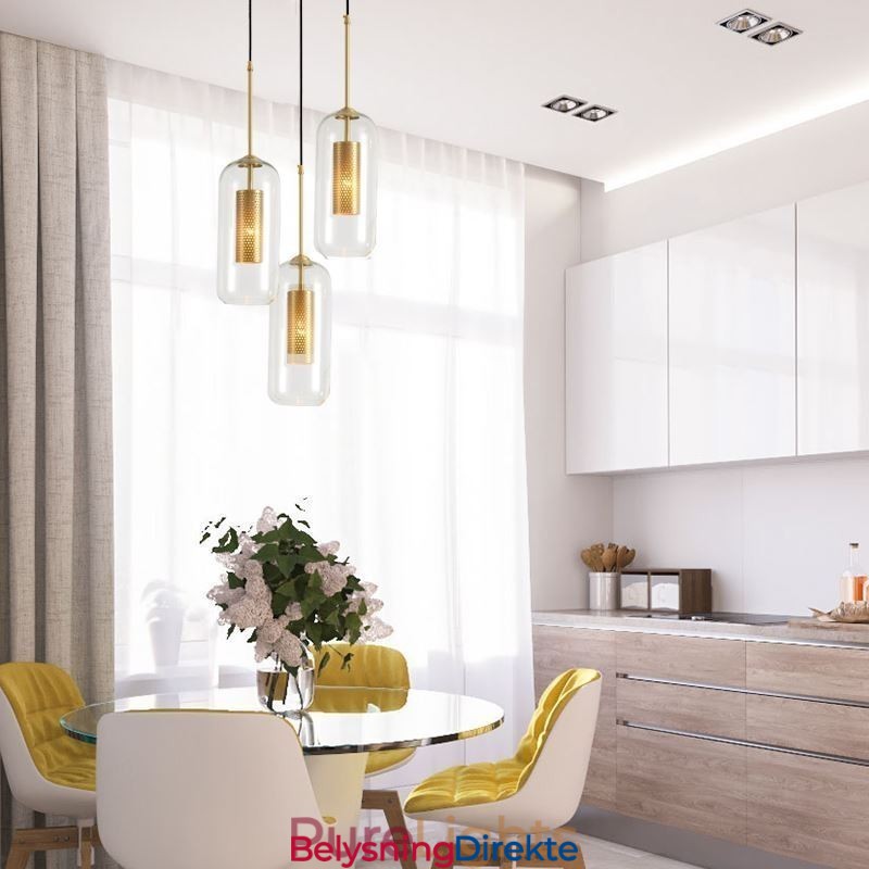 Nordisk Pendellampe I Klart Glass Unik, Innvendig, Hul Pendellampe I Messing