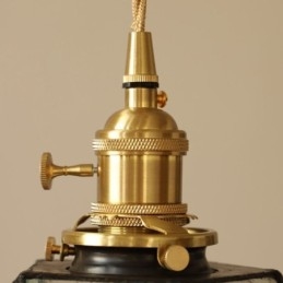 Geometrisk Farget Glass Pendellampe I Gårdshusstil