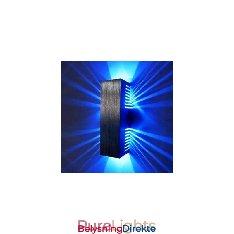 Moderne Vegglampe Med Spredende Lysdesign Med 2 Kubiske Skjermer