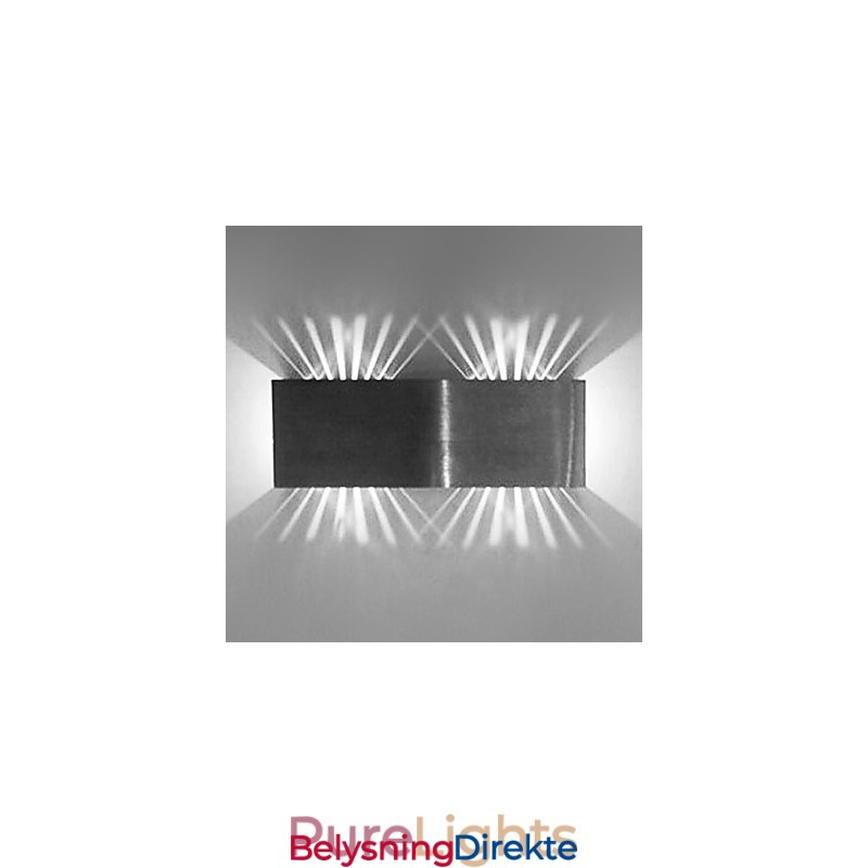 Moderne Vegglampe Med Spredende Lysdesign Med 2 Kubiske Skjermer