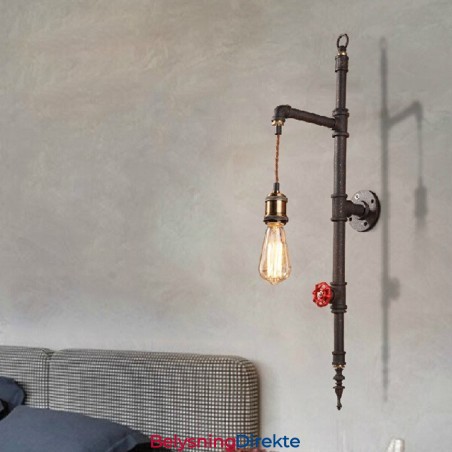 Rørveggen Til En Landlig Kreativ Retro Rakettvegglampe