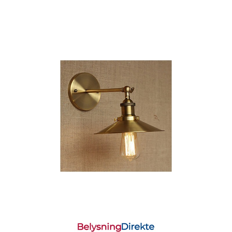 Minimalistisk Industriell Stil Villa Retro Kobber Dekorative Paraplyer Foran Kirkegangen Vegg