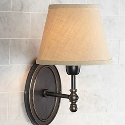 Landlig Nordisk Restaurering Av Gamle Måter Varm Stoffvegglampe