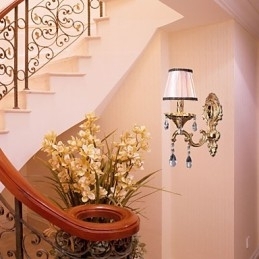 Elegant Krystallvegglampe I Rosa