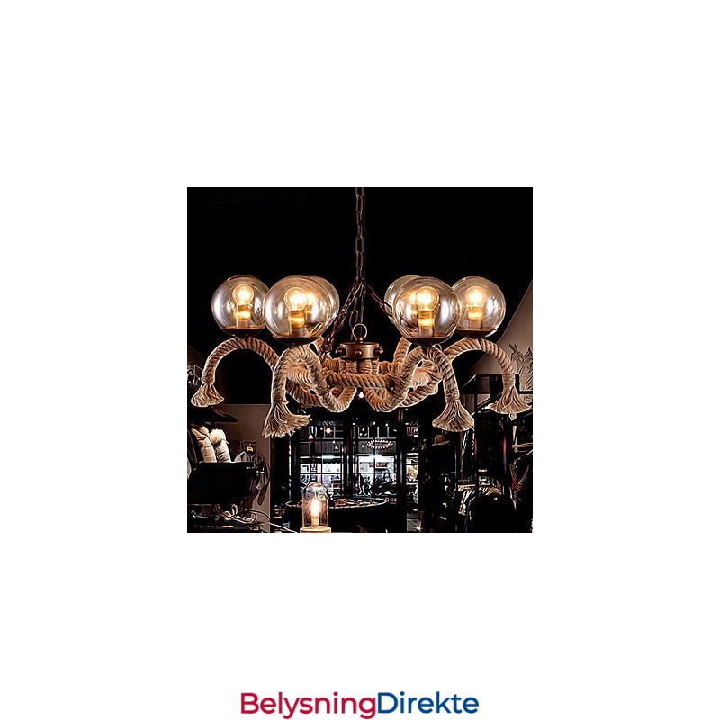 Lysekrone I Ministil I Vintage-Metall