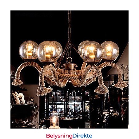 Lysekrone I Ministil I Vintage-Metall