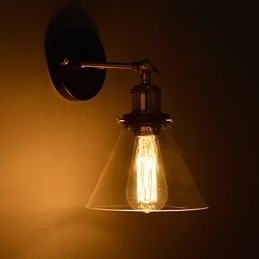 Retro Vegglampe Med Blomsterskjerm I Glass Og Metallfeste