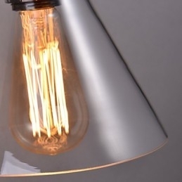 Retro Vegglampe Med Blomsterskjerm I Glass Og Metallfeste