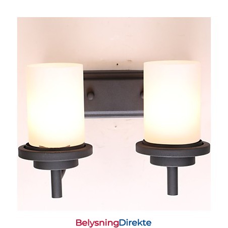 2* Retro Vegglampe I Jern I Klassisk Stil Med Maling Og Frostet Glass
