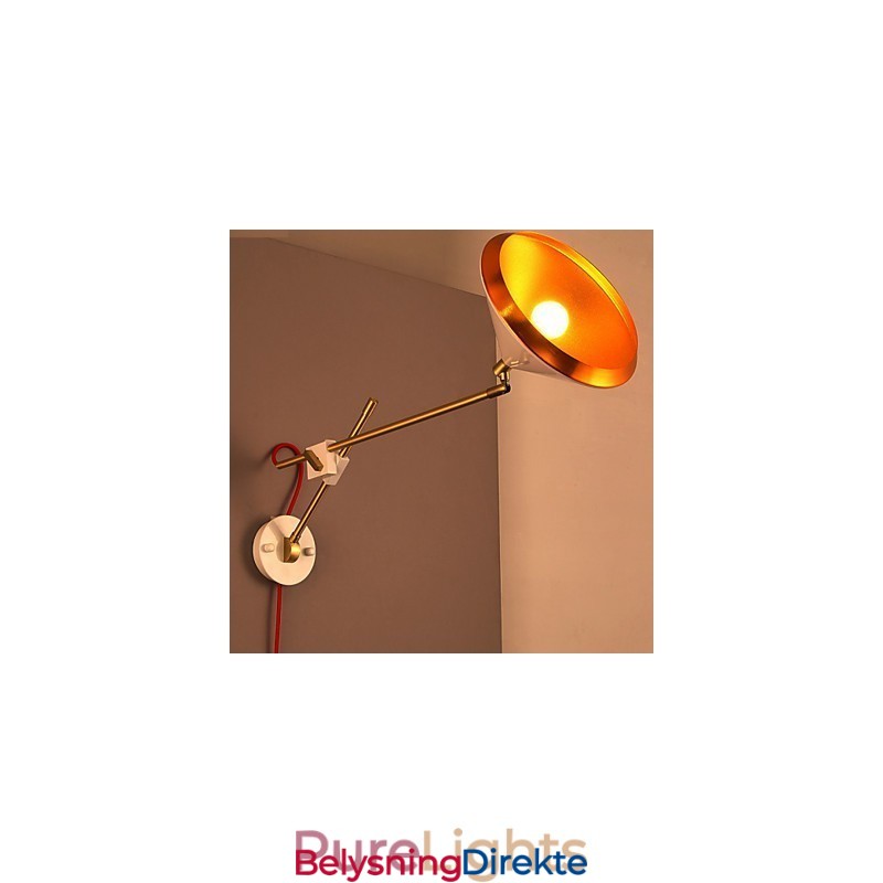 Landlig Industriell Vind Gjenoppretter Gamle Måter Smijerns Vippearm Foldet Vegglampe