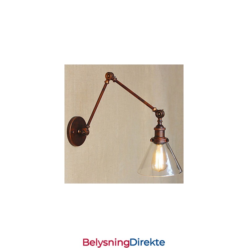 Dekorativ Vegglampe I Jernholdig Middelhavslandsbykompleks