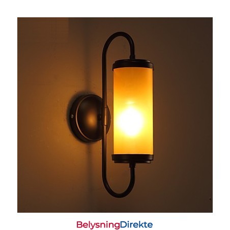 Kontraktert Og Moderne Amerikansk Landlig Restaurering Av Gamle Skikker Lysestake Vegglampe Lys