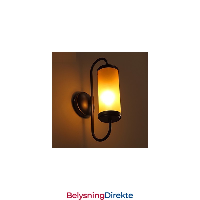 Kontraktert Og Moderne Amerikansk Landlig Restaurering Av Gamle Skikker Lysestake Vegglampe Lys