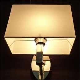 Kjegleformet Jernbase Med Amerikansk Firkantet Veggduk