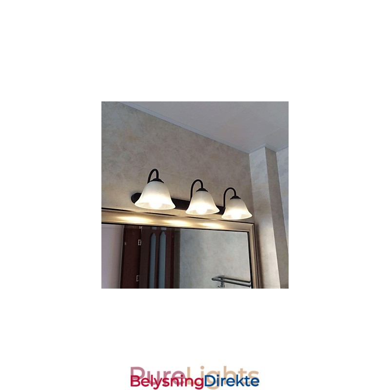 Baderomsbelysning I Ministil I Rustikk Hytte I Metall